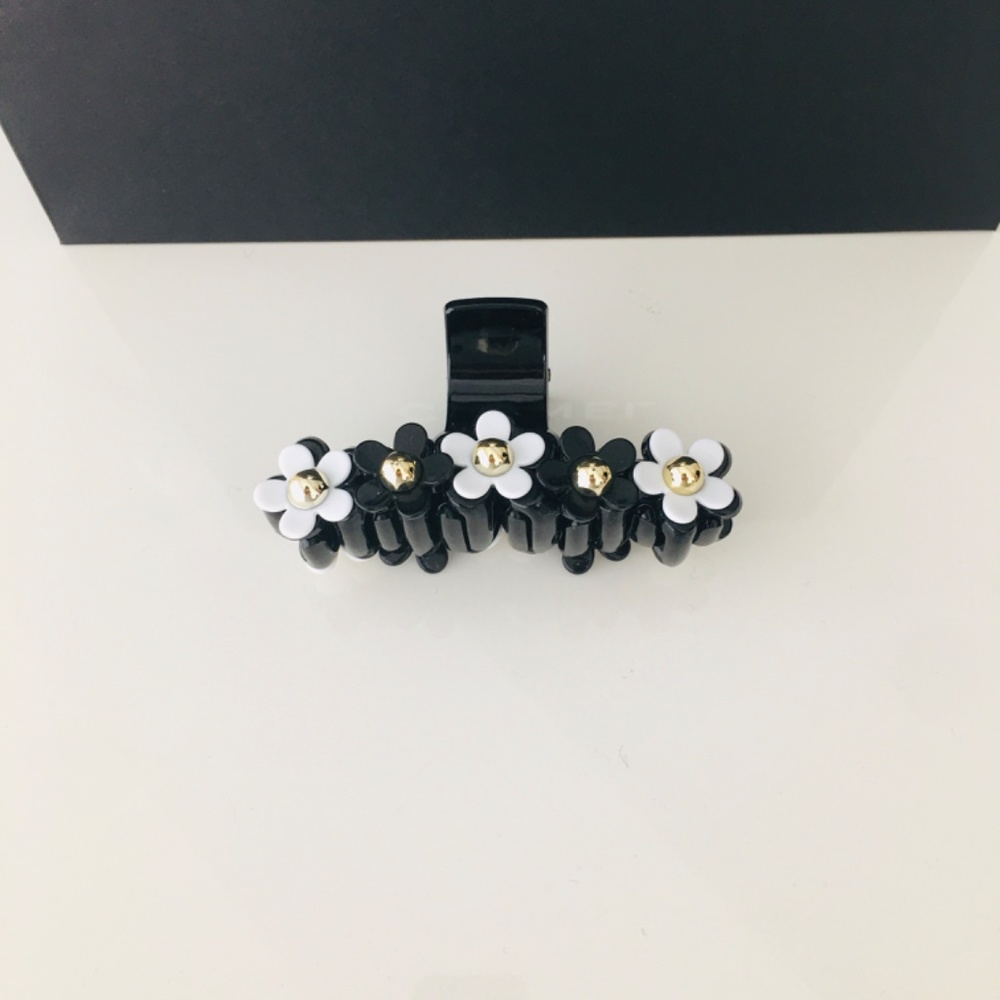 - Fashion Luxury Hair crab clip 9 cm.